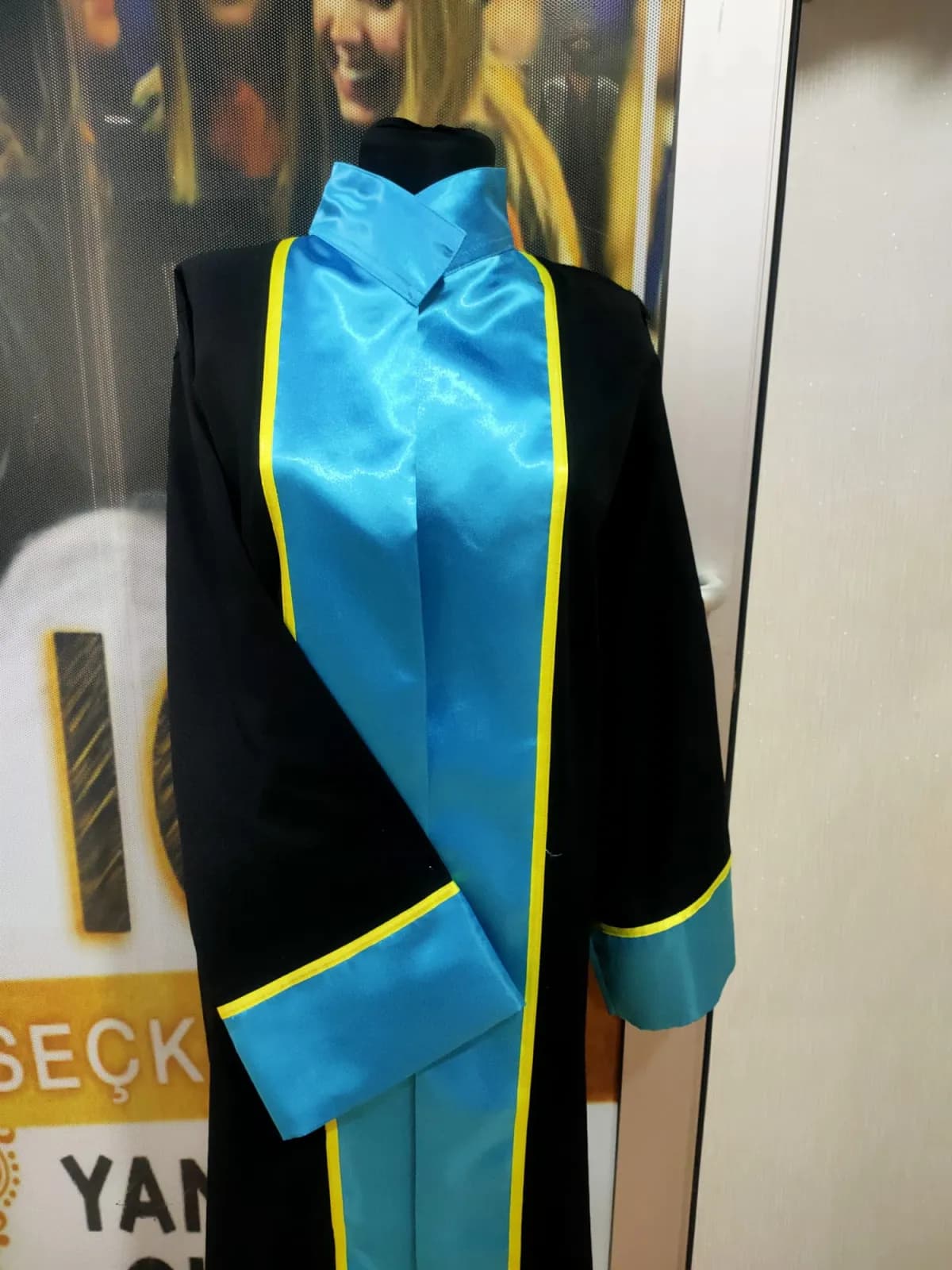 Alpaka Saten - Sarı Sim Şeritli - Mezuniyet Cübbesi