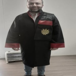Ankara Üniversitesi Akademik Cübbe